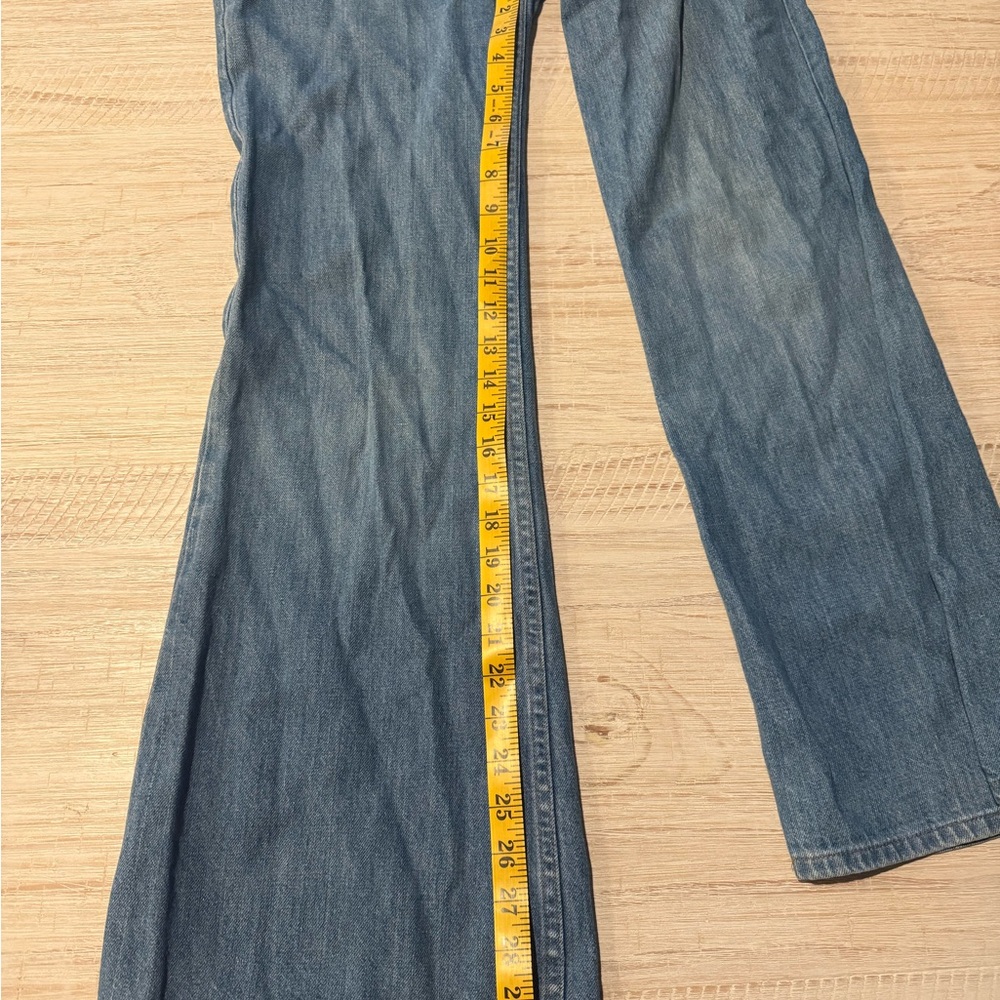 Women's Vintage 70s Levi's bell bottom trouser jeans - Picture 12 of 14